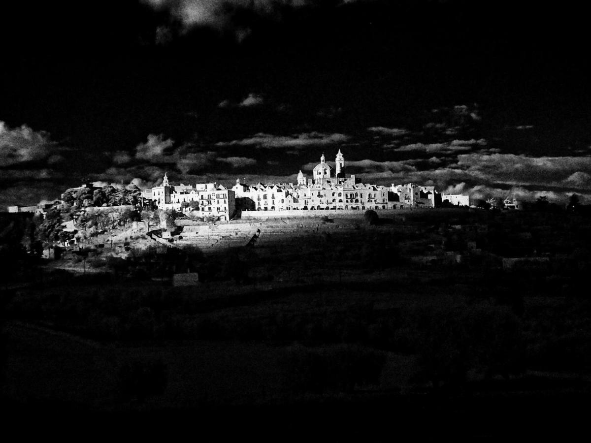 La Cummersa Del Gatto Locorotondo Bagian luar foto